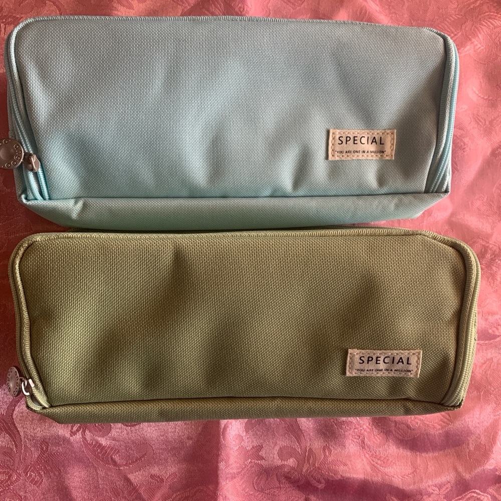 Angoo Set of 2 Pencil Cases - Blue and Green